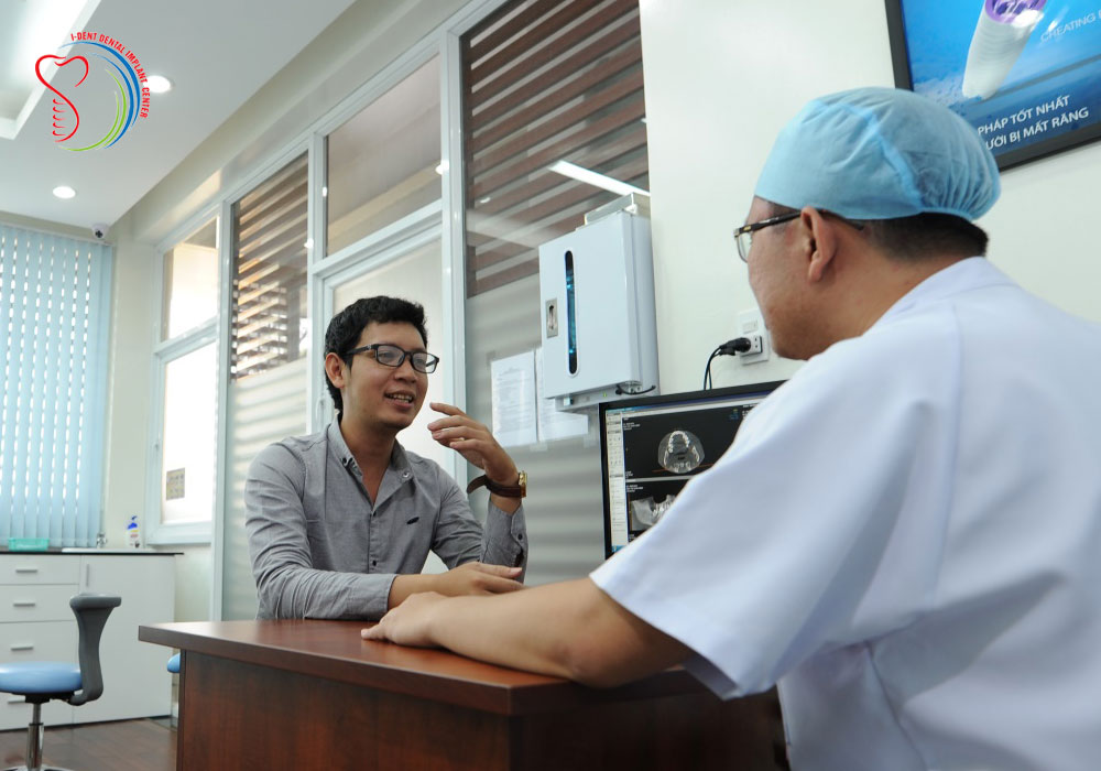 Good cosmetic porcelain crowns and prestige in Ho Chi Minh City